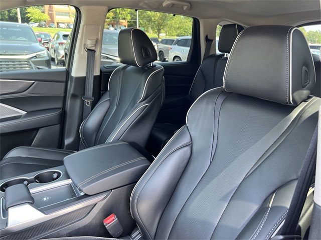used 2023 Acura MDX car, priced at $48,240