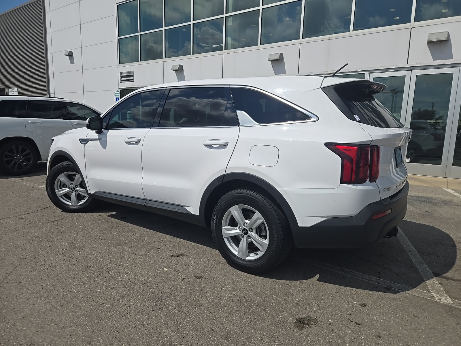 used 2021 Kia Sorento car, priced at $18,500