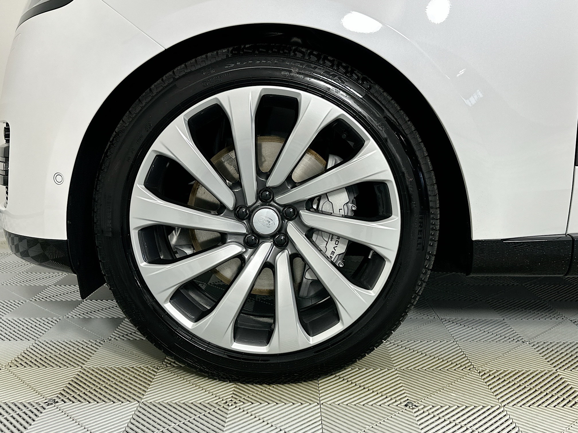 new 2025 Land Rover Range Rover car, priced at $147,600