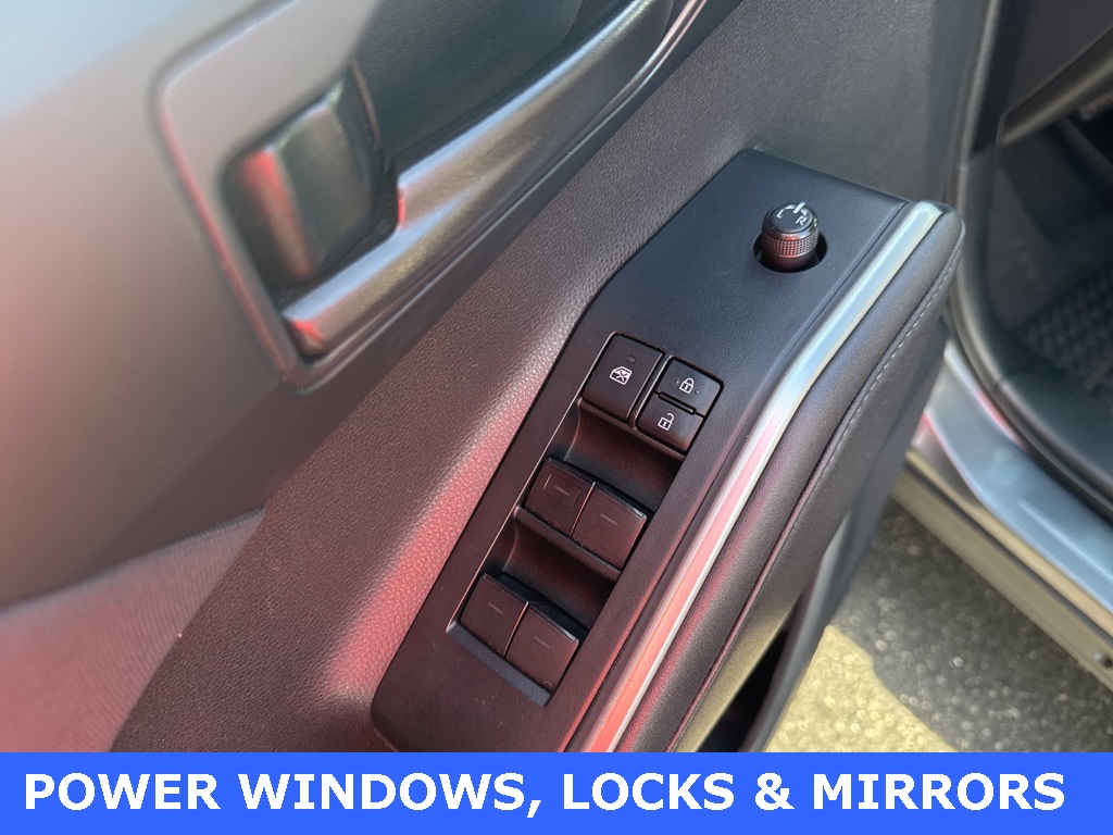 used 2020 Toyota Highlander car, priced at $24,900