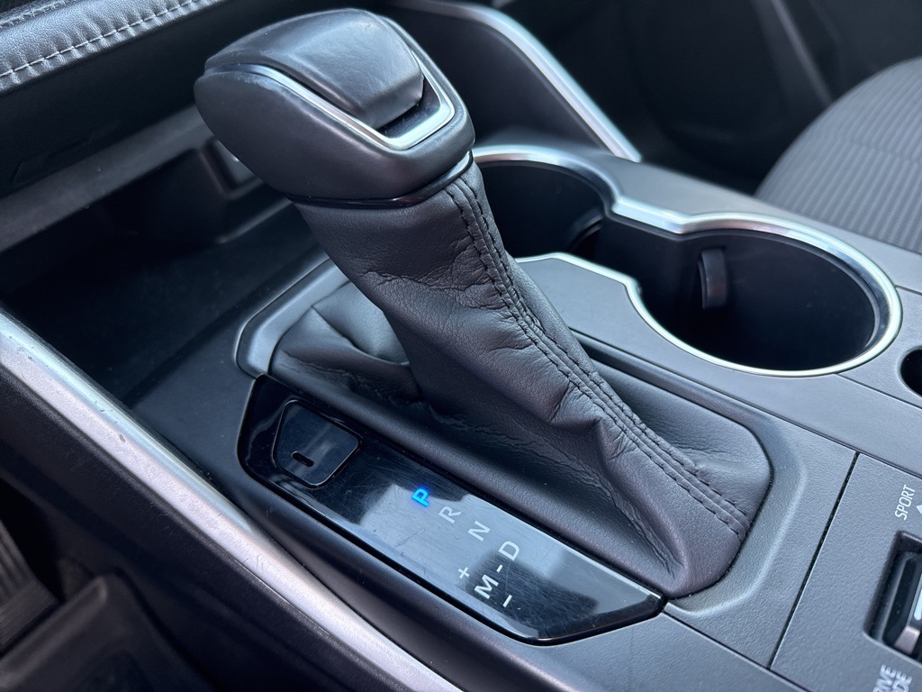 used 2020 Toyota Highlander car, priced at $24,900