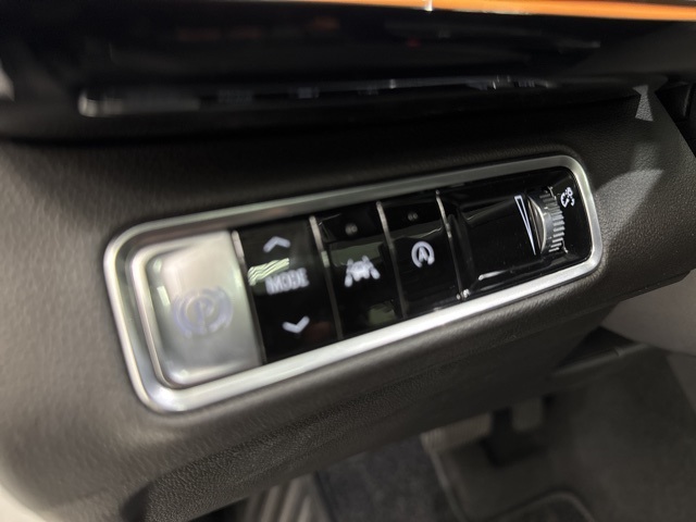 used 2024 Buick Envision car, priced at $42,788