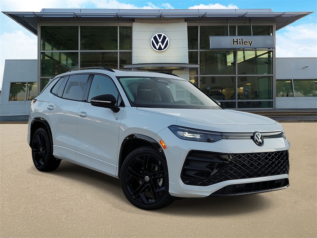 new 2025 Volkswagen Tiguan car, priced at $37,295