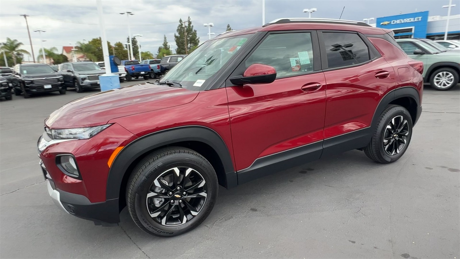 used 2023 Chevrolet TrailBlazer car, priced at $25,393
