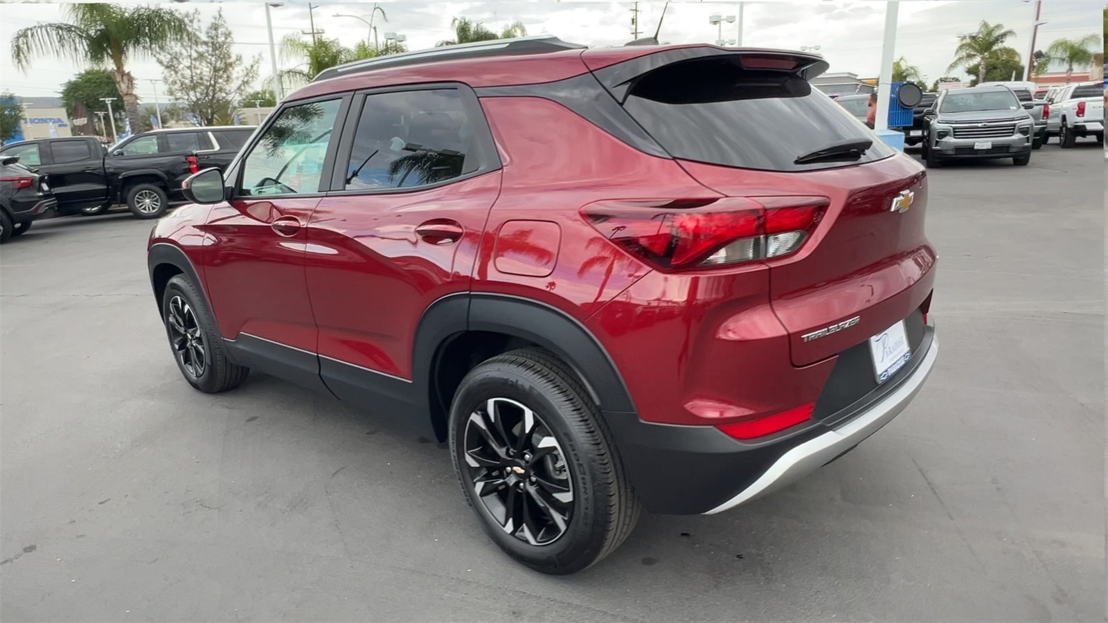 used 2023 Chevrolet TrailBlazer car, priced at $25,393