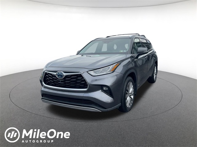 used 2023 Toyota Highlander Hybrid car, priced at $45,811