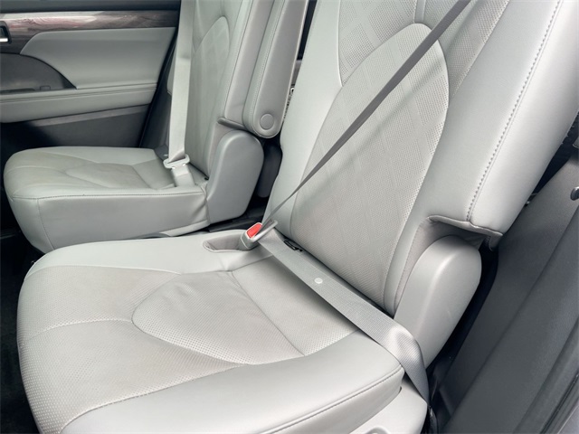 used 2023 Toyota Highlander Hybrid car, priced at $45,811