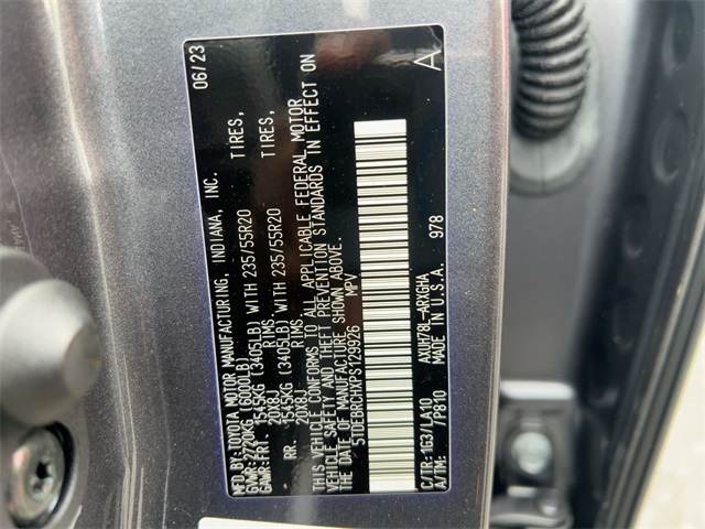 used 2023 Toyota Highlander Hybrid car, priced at $45,811