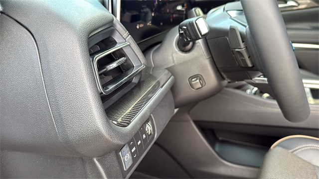 new 2026 Chevrolet Traverse car, priced at $60,415