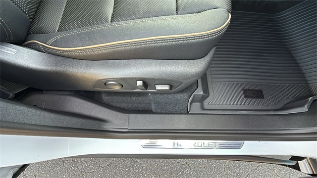 new 2026 Chevrolet Traverse car, priced at $60,415