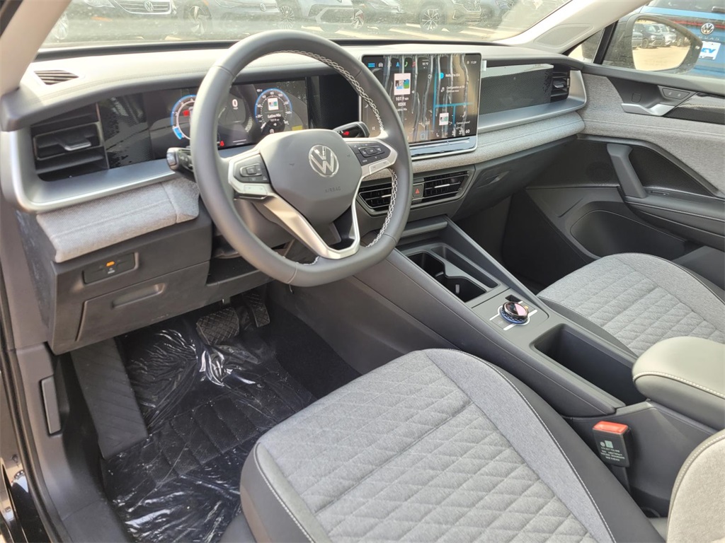 new 2025 Volkswagen Tiguan car, priced at $29,015