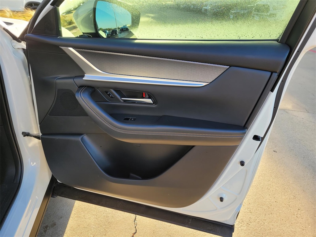 used 2025 Mazda CX-90 car, priced at $35,780