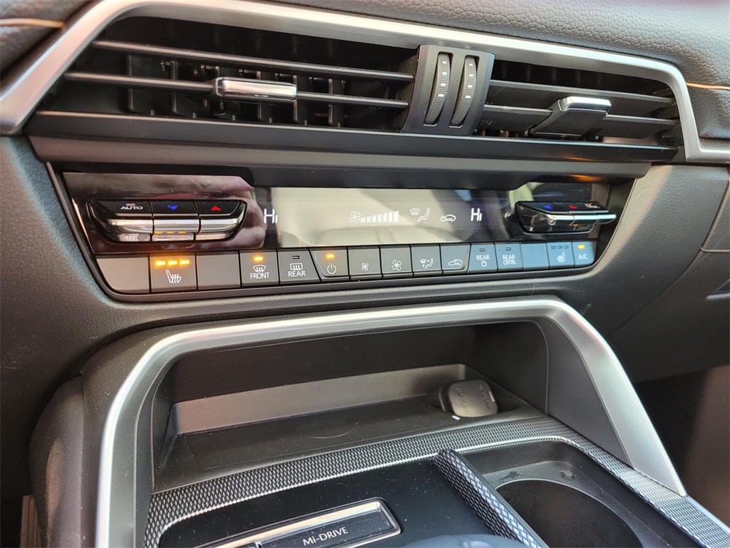 used 2025 Mazda CX-90 car, priced at $35,780