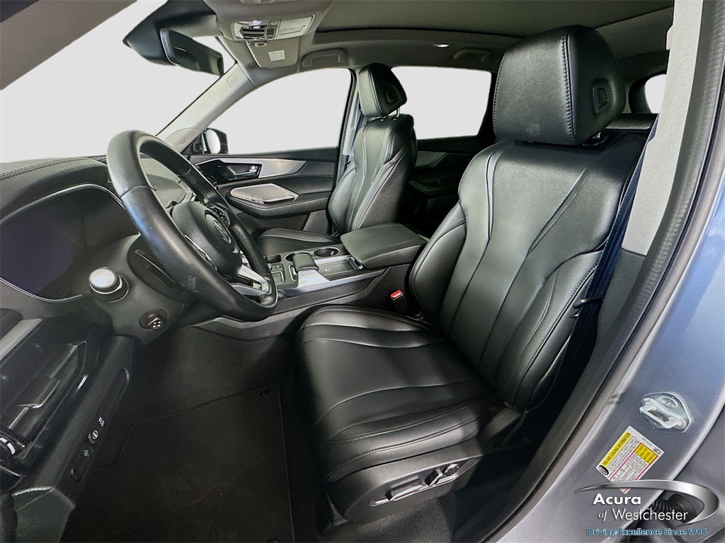 used 2023 Acura MDX car, priced at $39,999