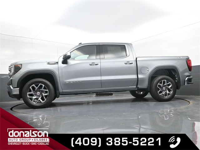 new 2025 GMC Sierra 1500 car, priced at $51,230