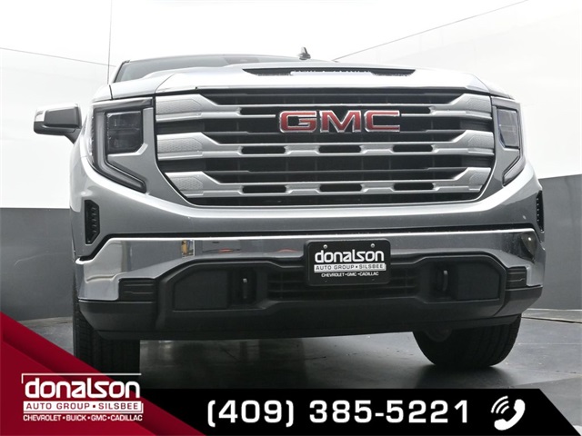 new 2025 GMC Sierra 1500 car, priced at $51,230