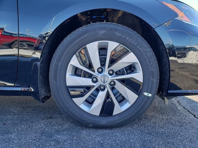 new 2025 Nissan Altima car, priced at $26,079