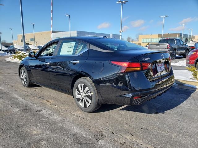 new 2025 Nissan Altima car, priced at $26,079