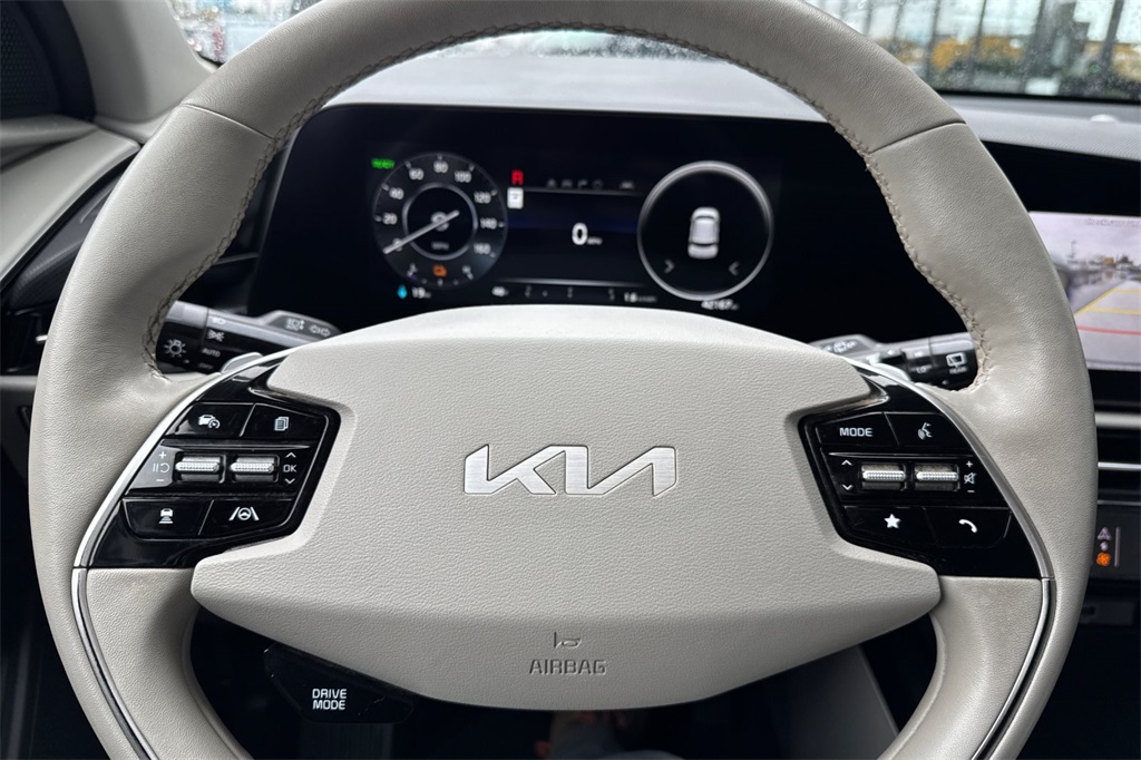 used 2023 Kia Niro EV car, priced at $21,924