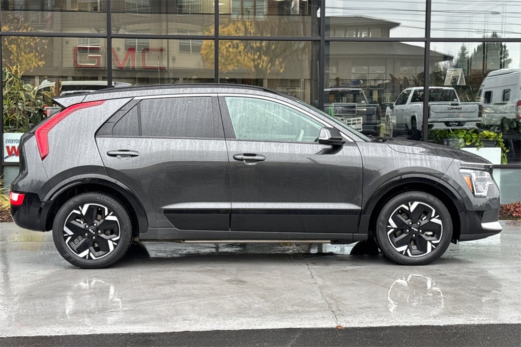 used 2023 Kia Niro EV car, priced at $21,924