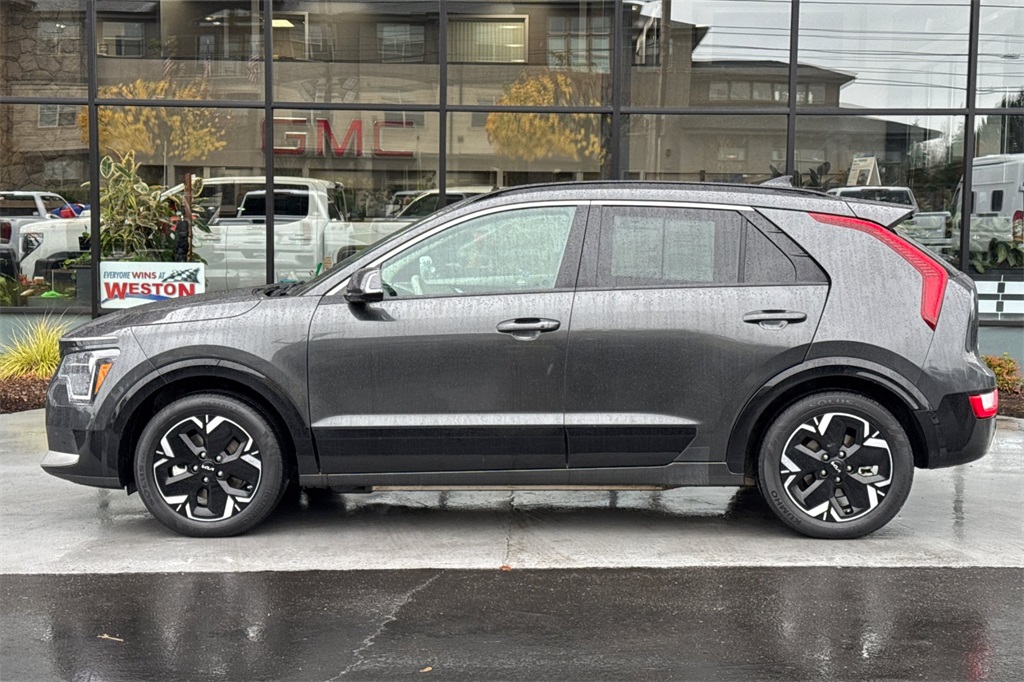 used 2023 Kia Niro EV car, priced at $21,924