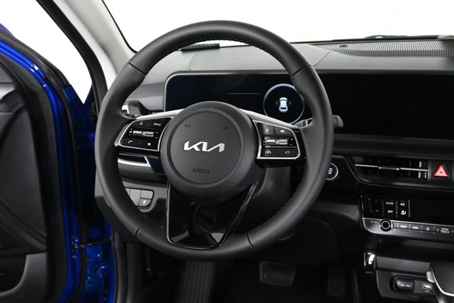 new 2025 Kia Seltos car, priced at $28,890