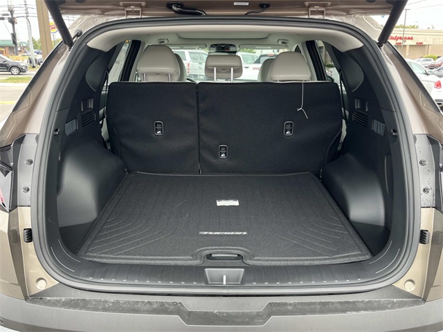 new 2025 Hyundai Tucson Hybrid car, priced at $40,557