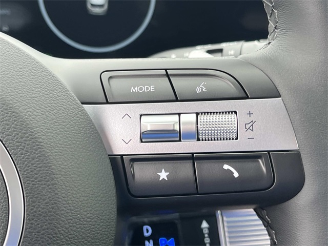 new 2025 Hyundai Tucson Hybrid car, priced at $40,557