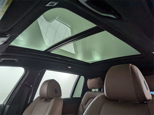 used 2022 BMW X7 car, priced at $59,621