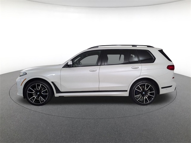 used 2022 BMW X7 car, priced at $59,621