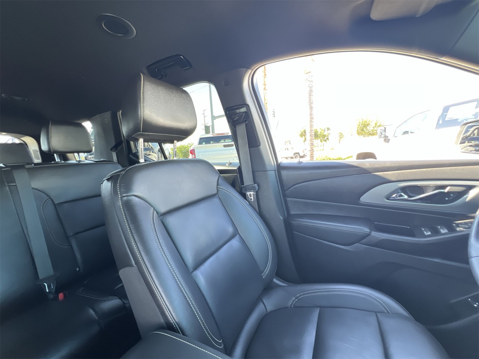 used 2022 Chevrolet Traverse car, priced at $24,995