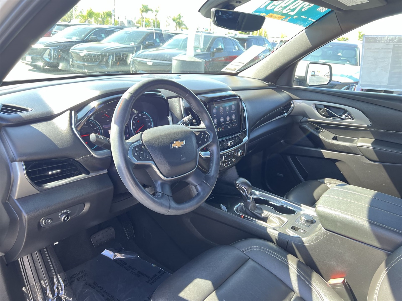 used 2022 Chevrolet Traverse car, priced at $24,995
