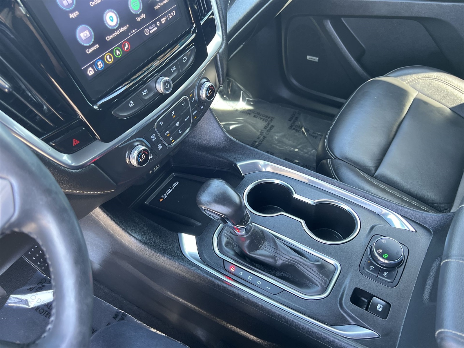 used 2022 Chevrolet Traverse car, priced at $24,995