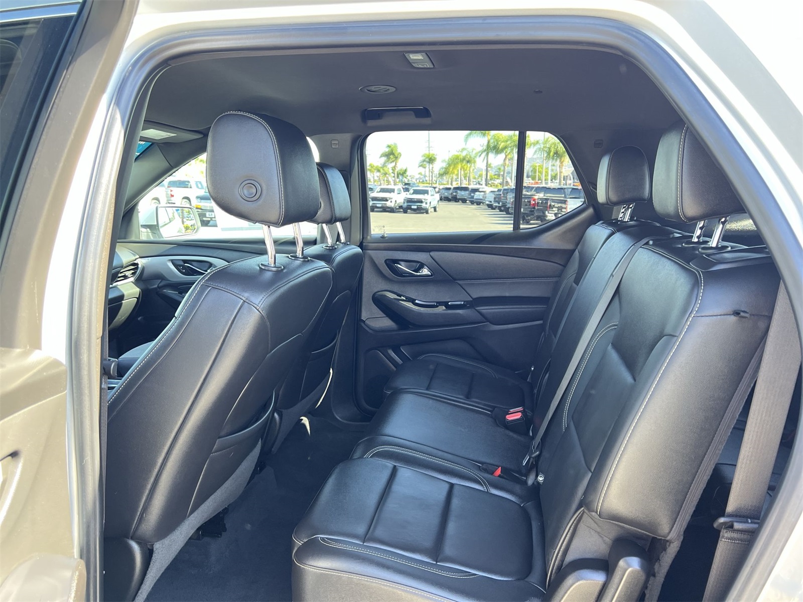 used 2022 Chevrolet Traverse car, priced at $24,995