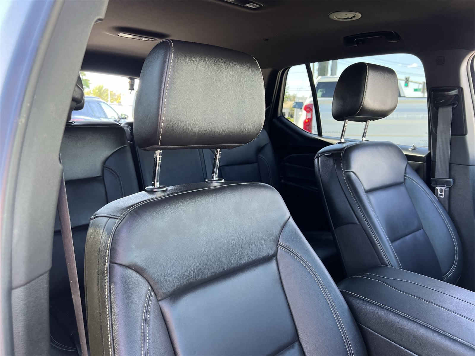 used 2022 Chevrolet Traverse car, priced at $24,995