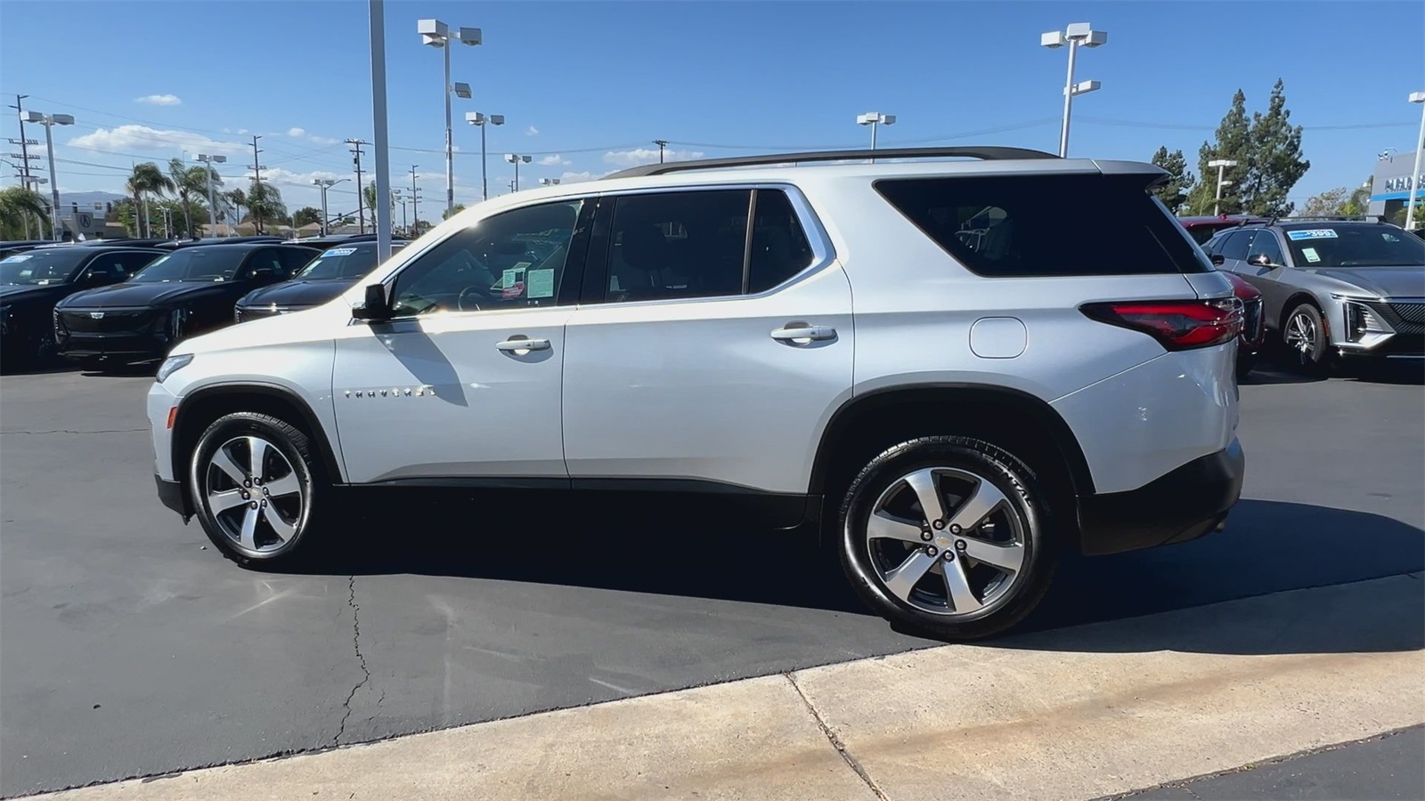 used 2022 Chevrolet Traverse car, priced at $24,995