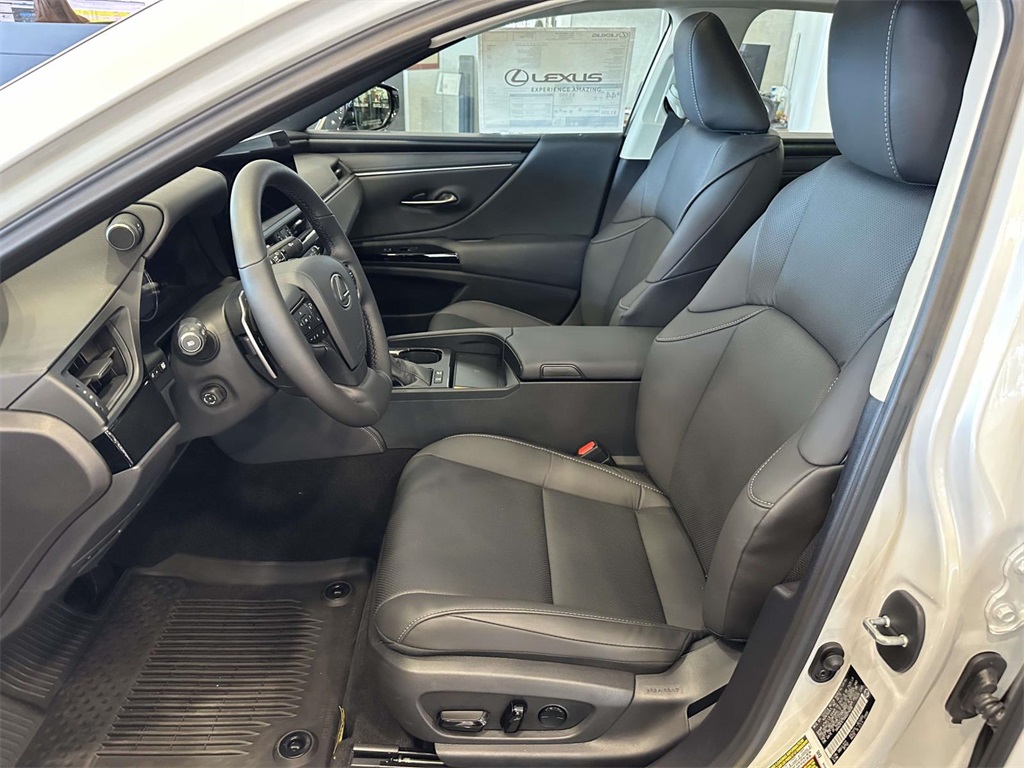new 2025 Lexus ES car, priced at $51,344