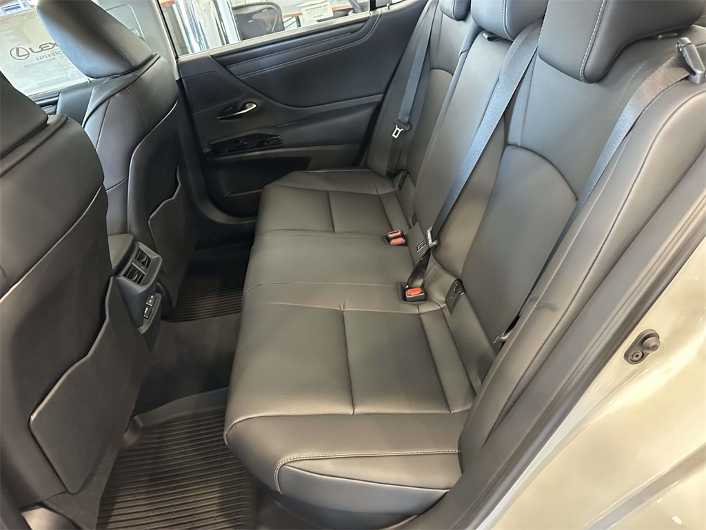 new 2025 Lexus ES car, priced at $51,344