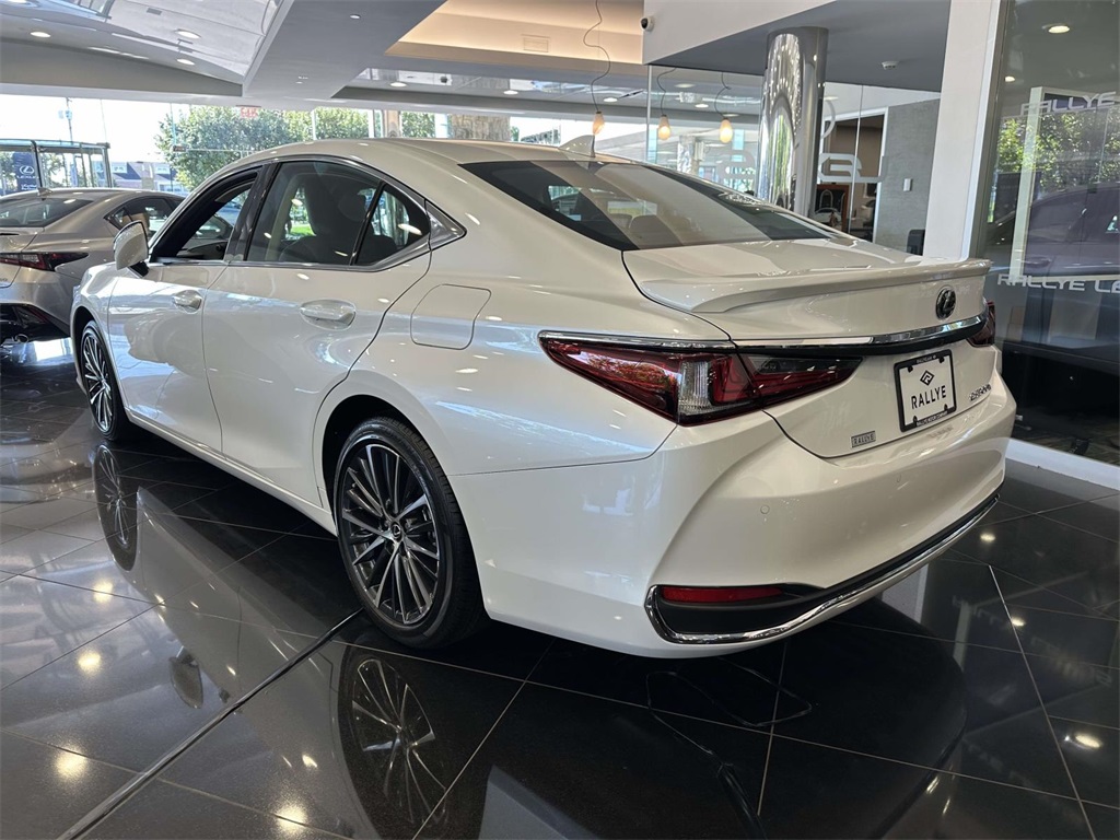 new 2025 Lexus ES car, priced at $51,344