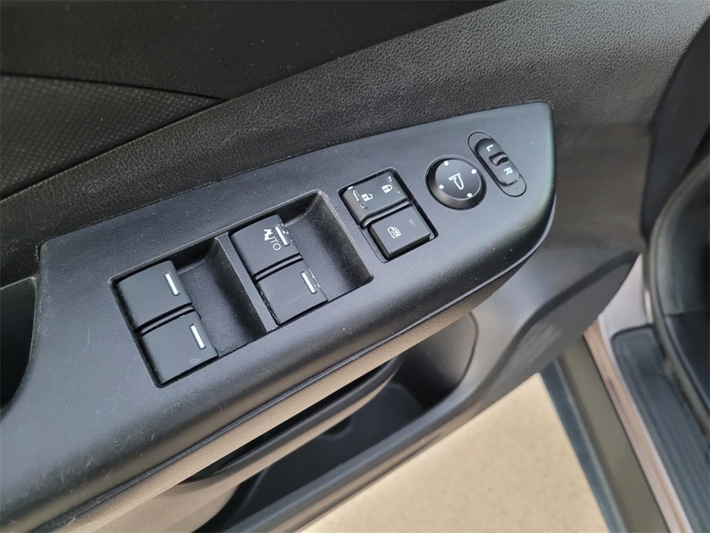 used 2016 Honda CR-V car, priced at $14,476