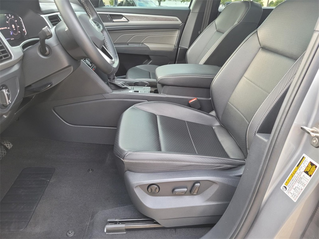 used 2022 Volkswagen Atlas Cross Sport car, priced at $25,383