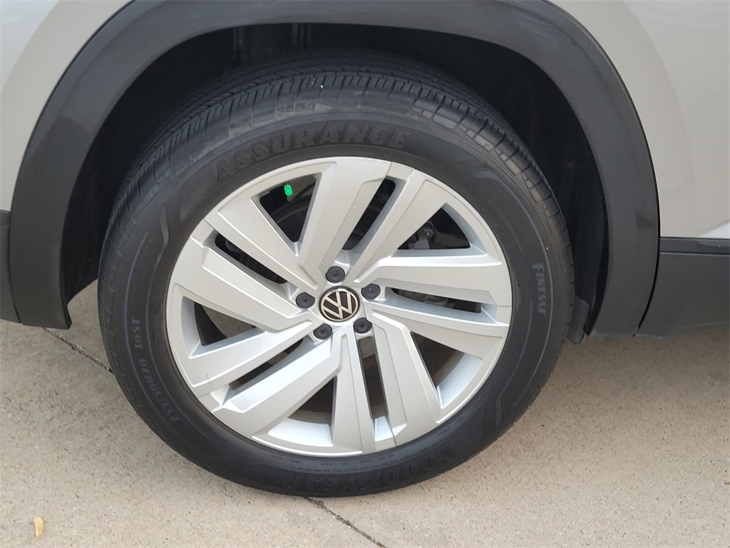 used 2022 Volkswagen Atlas Cross Sport car, priced at $25,383