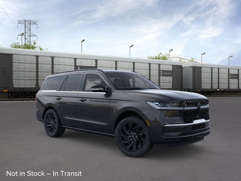 new 2025 Lincoln Navigator car, priced at $109,190