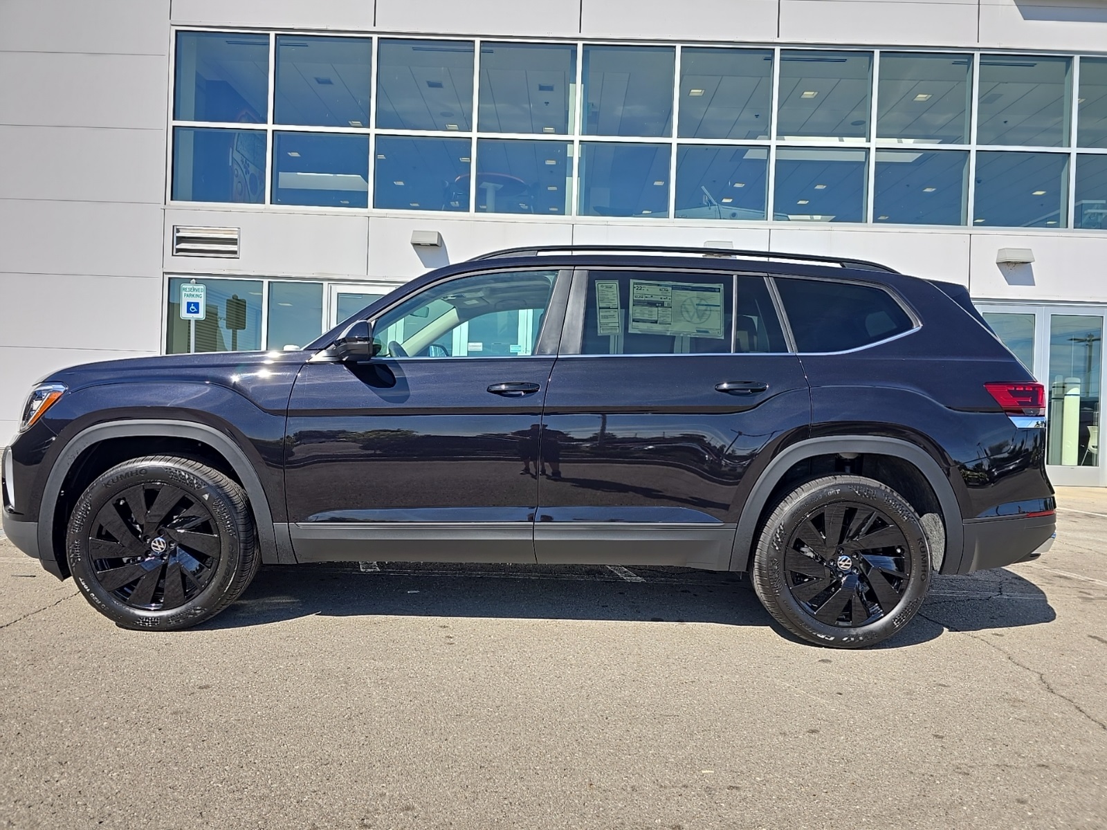 new 2026 Volkswagen Atlas car