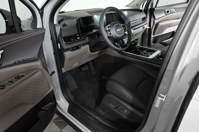 new 2025 Kia Carnival car, priced at $41,294