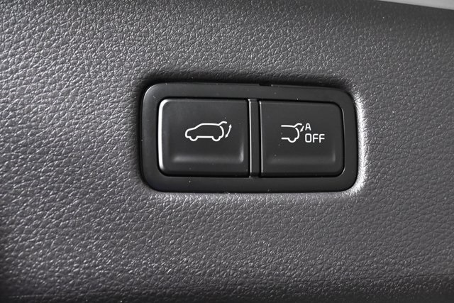 new 2025 Kia Carnival car, priced at $41,294