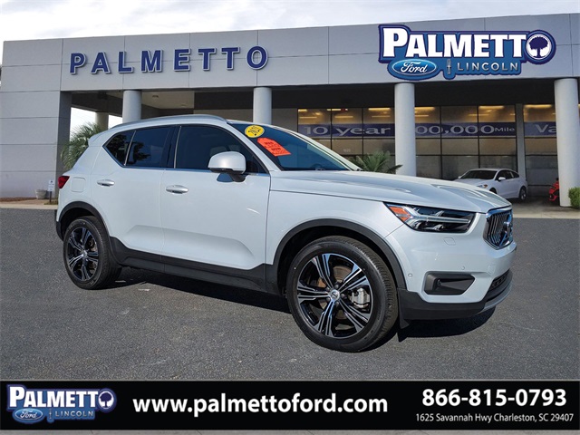 used 2021 Volvo XC40 car, priced at $27,266