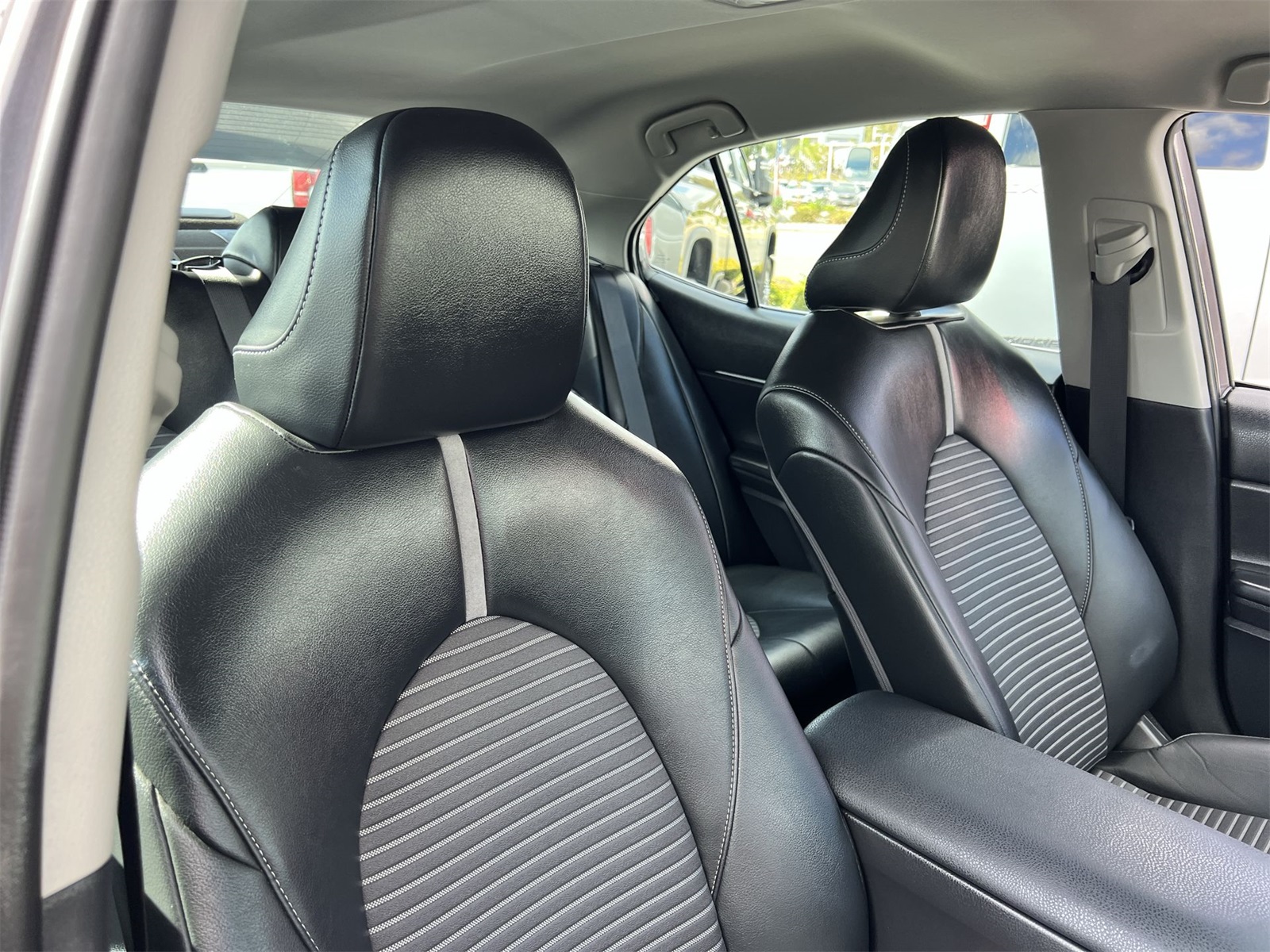 used 2022 Toyota Camry Hybrid car, priced at $29,595