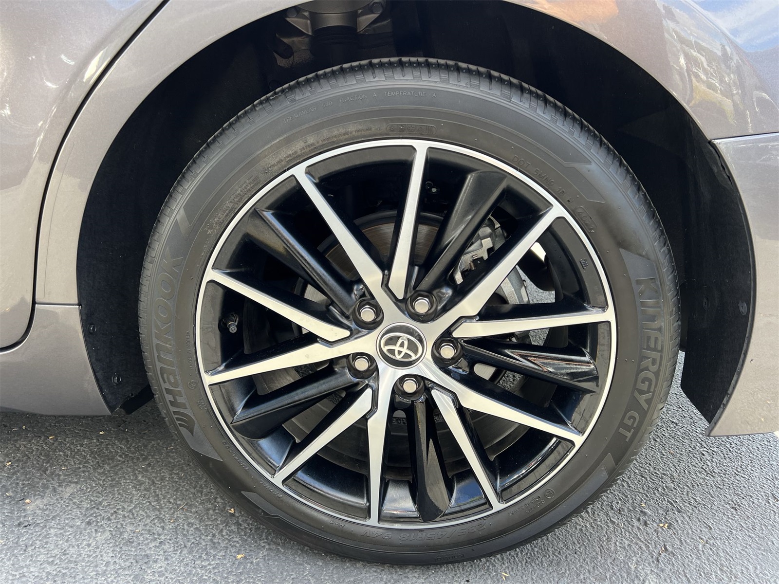 used 2022 Toyota Camry Hybrid car, priced at $29,595