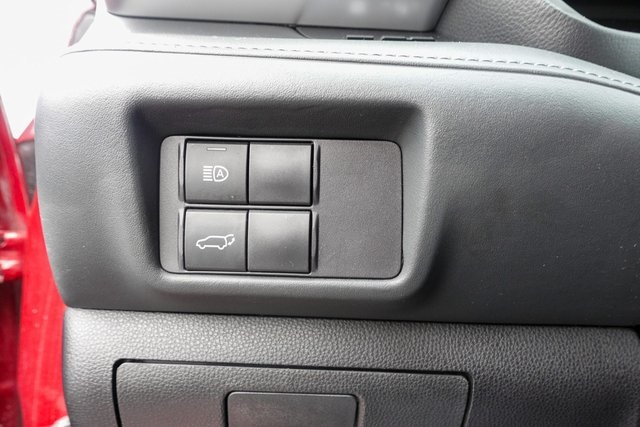 used 2022 Toyota Highlander car, priced at $33,188